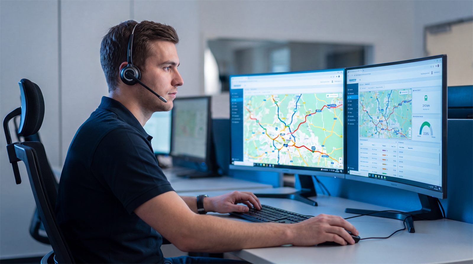 GH Logistics dispatcher tracking trucks on a live map